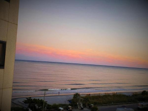 Cozy Ocean View Studio Condo - Myrtle Beach Resort